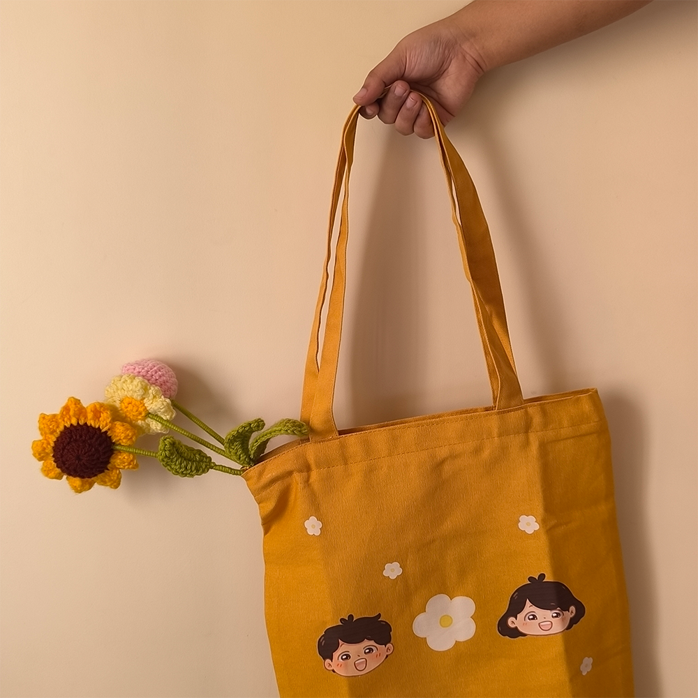 Love Blooms - Zipper Totebag