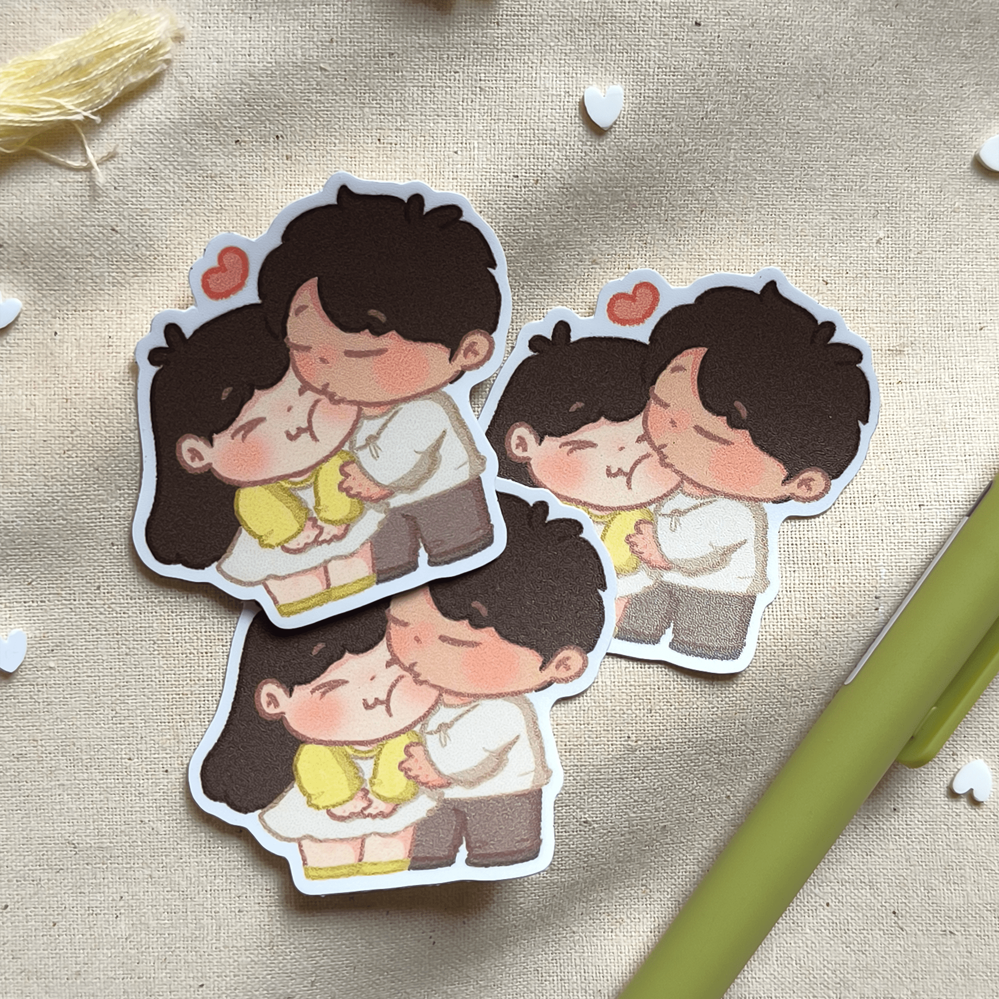 Hugs & Kisses Chibi couple - Vinyl sticker